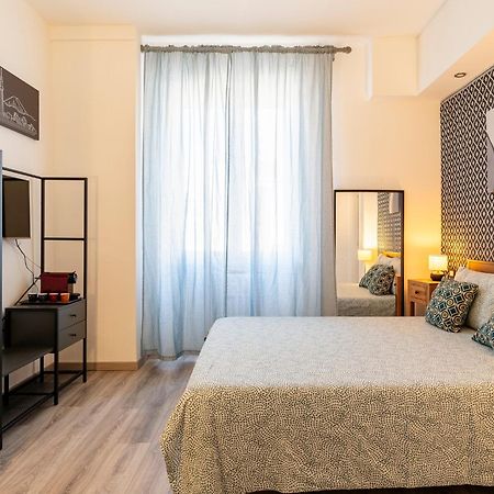 Livorno Central And Modern 2 Apts & 1 Room! Exteriör bild
