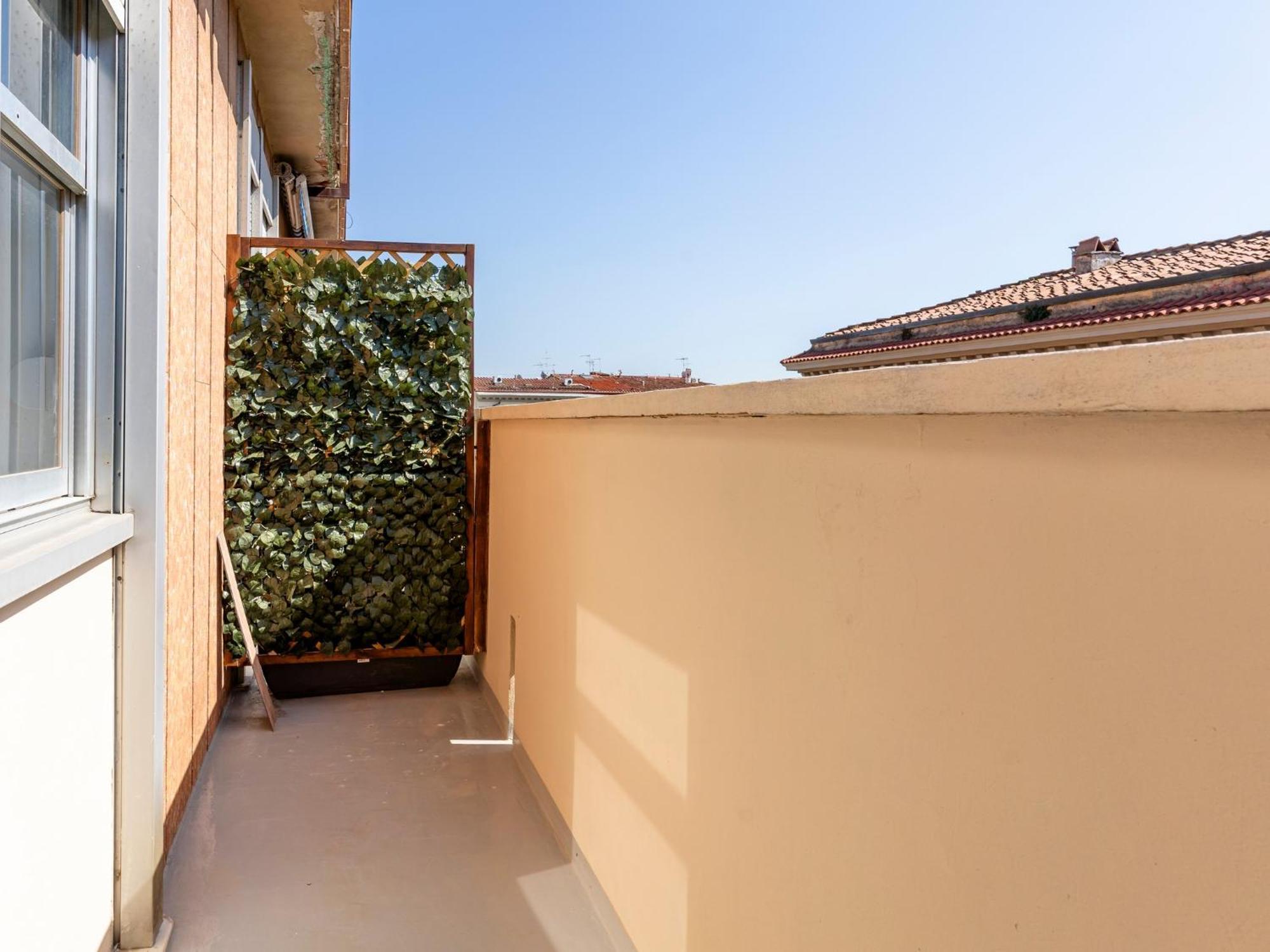 Livorno Central And Modern 2 Apts & 1 Room! Exteriör bild